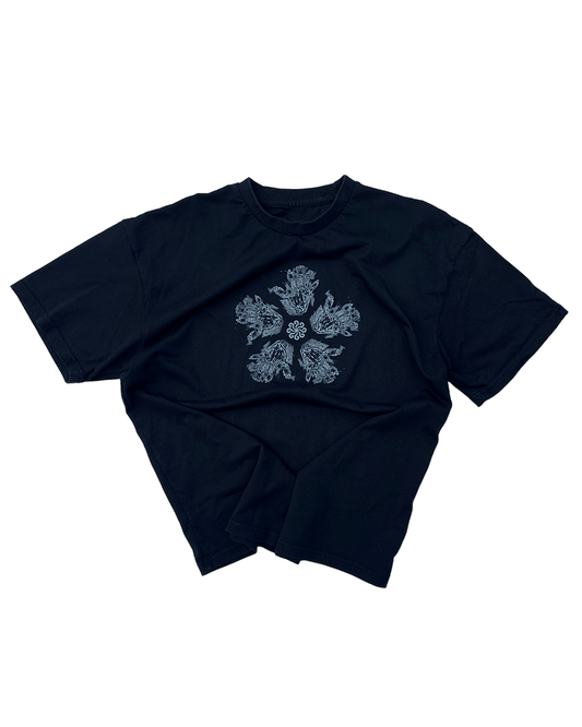 LOST GRASP TEE (BLACK)